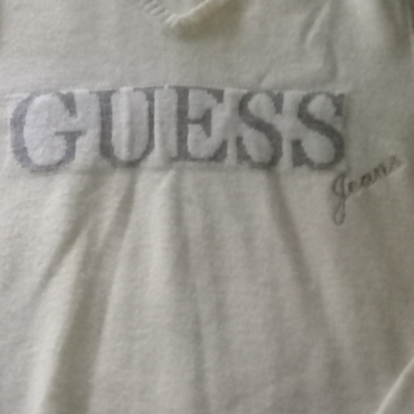 Clothes - Picture 2 of 3